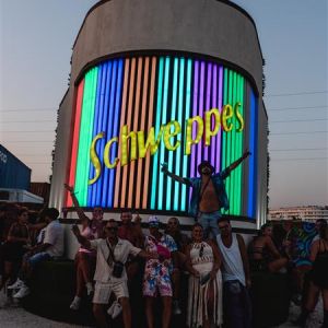 Activación Marca Schweppes